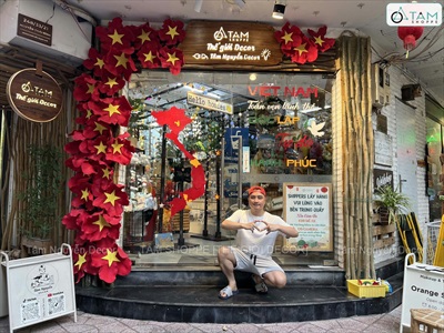 Bộ chữ gỗ Việt Nam hạnh phúc [Gỗ nhẹ - KT 95x90cm] CHU-GO-24